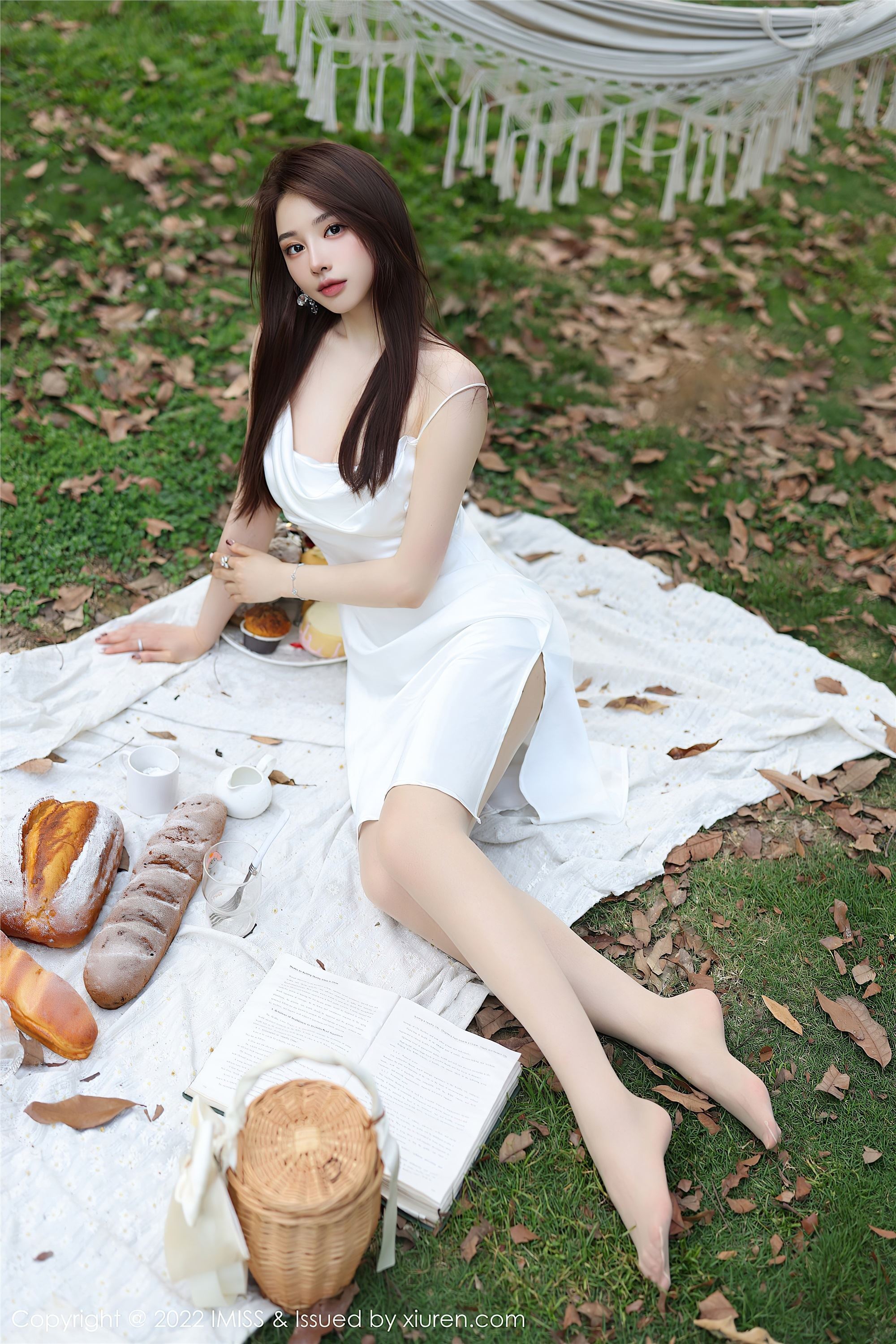 IMiss爱蜜社 2022.05.17 Vol.682 刘奕宁